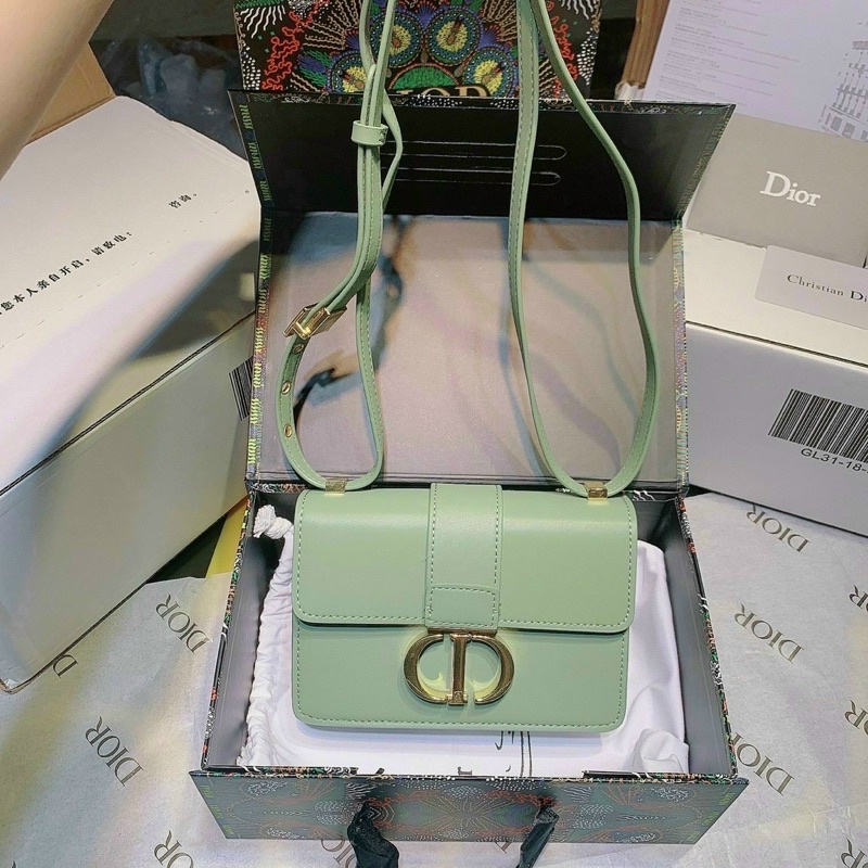 Túi dior montaigne micro lại về thêm màu cực xinhh