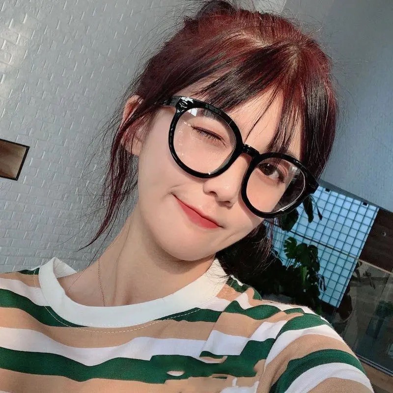 Mắt Kính Gọng Tròn Phong Cách Retro Cho Nữ | BigBuy360 - bigbuy360.vn