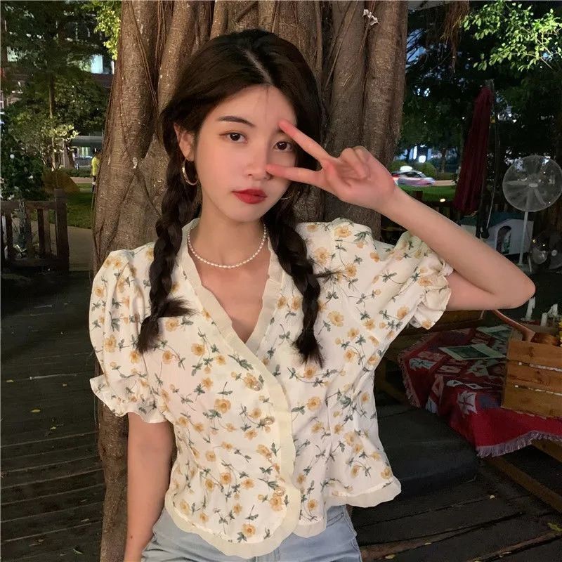 Áo Sơ Mi Tay Ngắn Cổ Chữ V Dáng Rộng In Họa Tiết Hoa Thời Trang Mùa Hè Xinh Xắn Cho Nữ