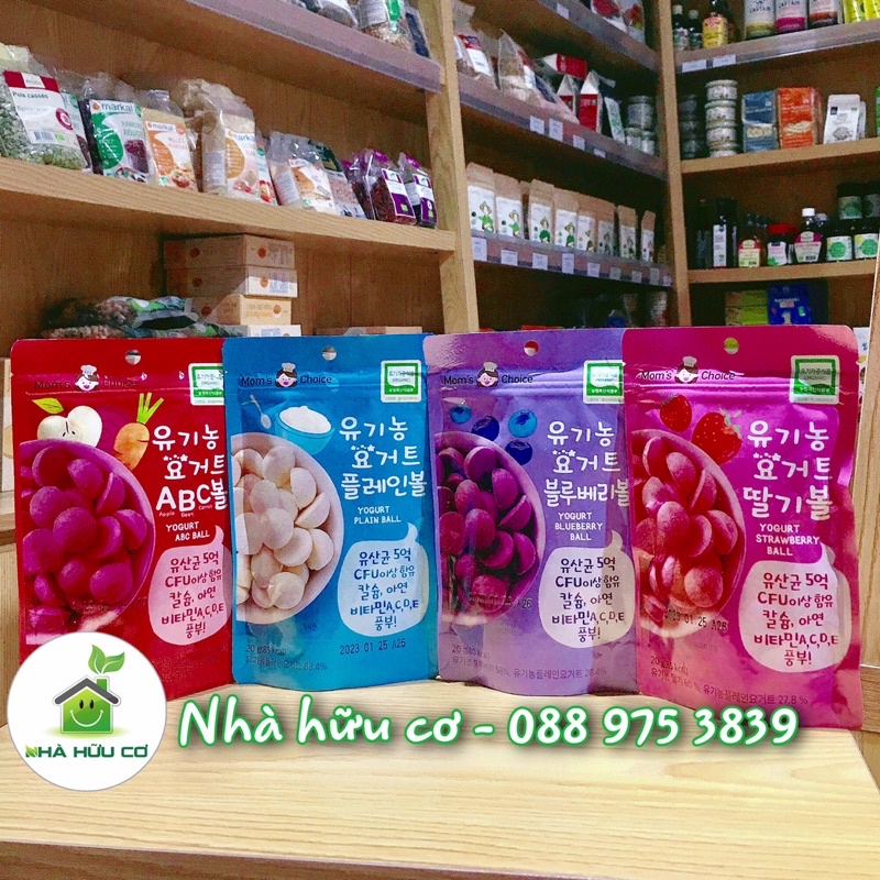 MOM'S CHOICE - Sữa chua khô sấy lạnh hữu cơ cho bé từ 7tháng 20gram - Date: 6/2024 - Nhà hữu cơ