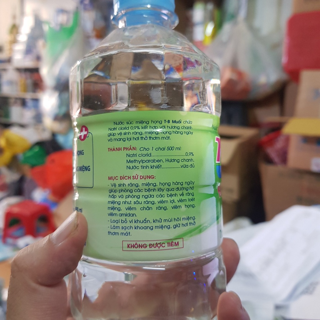 Nước súc miệng họng TB muối NaCl 0.9% Traphaco chai 500ml