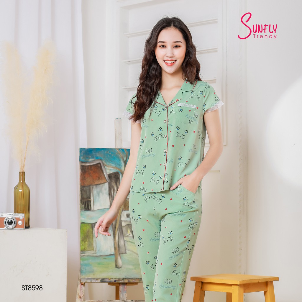 Bộ pijamas lụa áo cộc, quần dài Sunfly ST8598