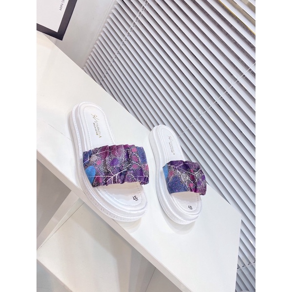 Dép nữ bản ngang nhúm 3D đế đúc siêu xinh hàng chất lượng cao lên chân cực đẹp - Chi Chanh Store