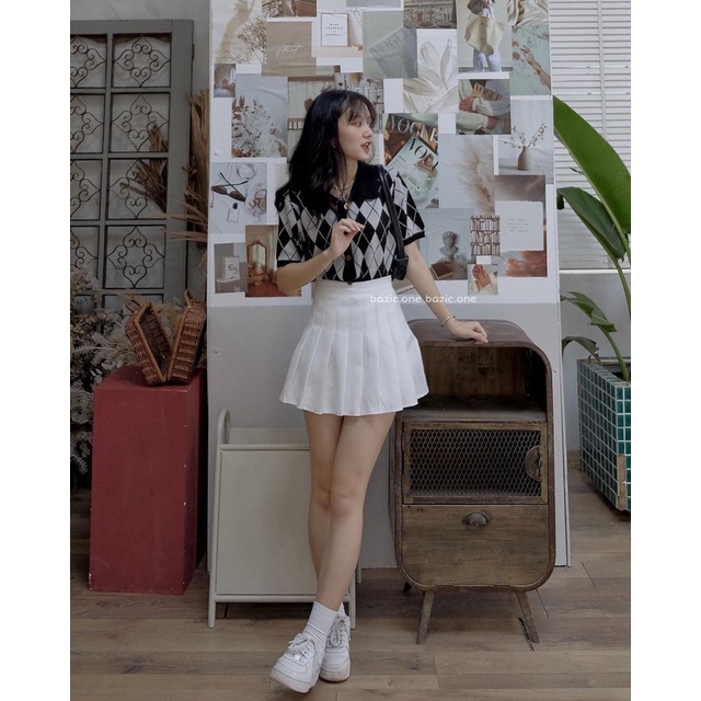 Áo Len Polo Croptop Họa Tiết Kẻ Caro Quả Trám 2 Màu Nâu/ Đen