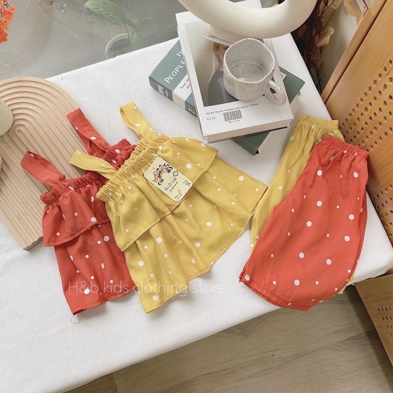 Bộ Bé Gái Thiết Kế 2 Tầng Quần Sớ Lửng Chất Đũi mềm mát-M0023