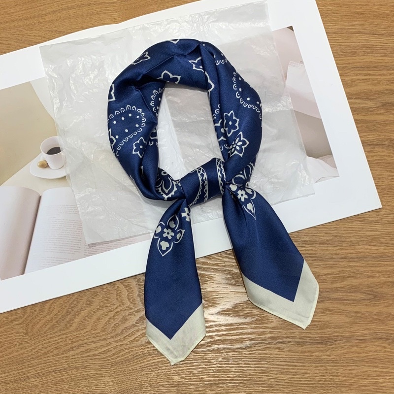 Khăn bandana lụa vuông choàng cổ turban cột áo yếm size 70cm - Maben