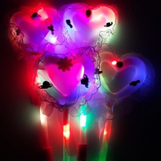 ĐÈN LED TRUNG THU HÌNH TRÁI TIM