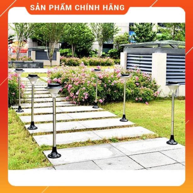 Đèn năng lượng mặt trời sân vườn