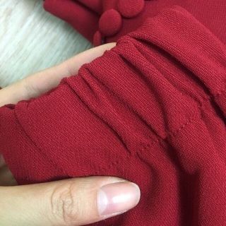 Váy đỏ diện tết