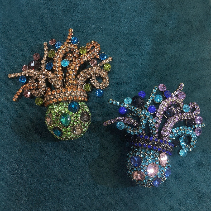 Trâm Cài Áo Hình Bạch Tuộc Đính Đá Sang Trọng