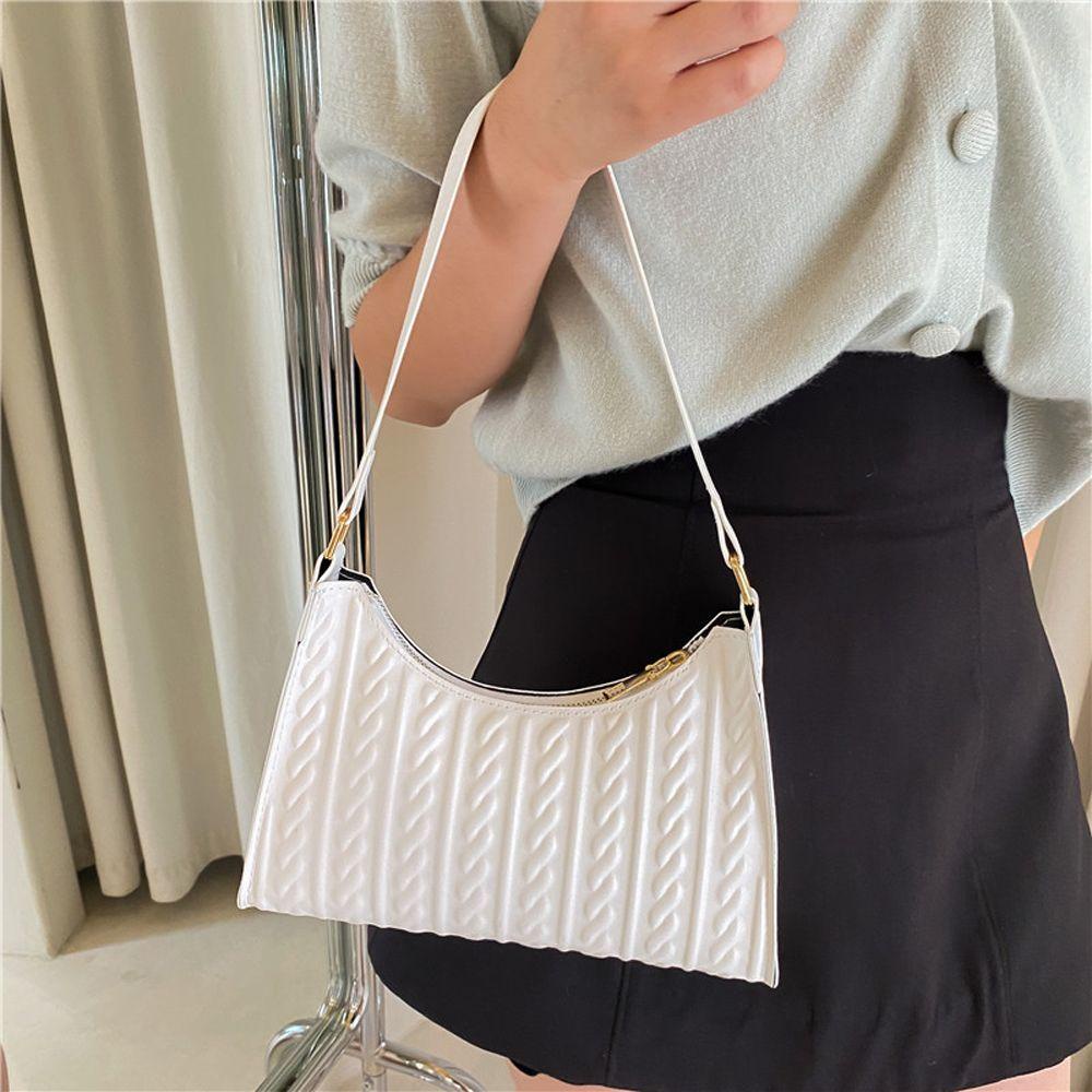 QQMALL Túi Đeo Chéo Màu Trơn Thời Trang Cho Nữ