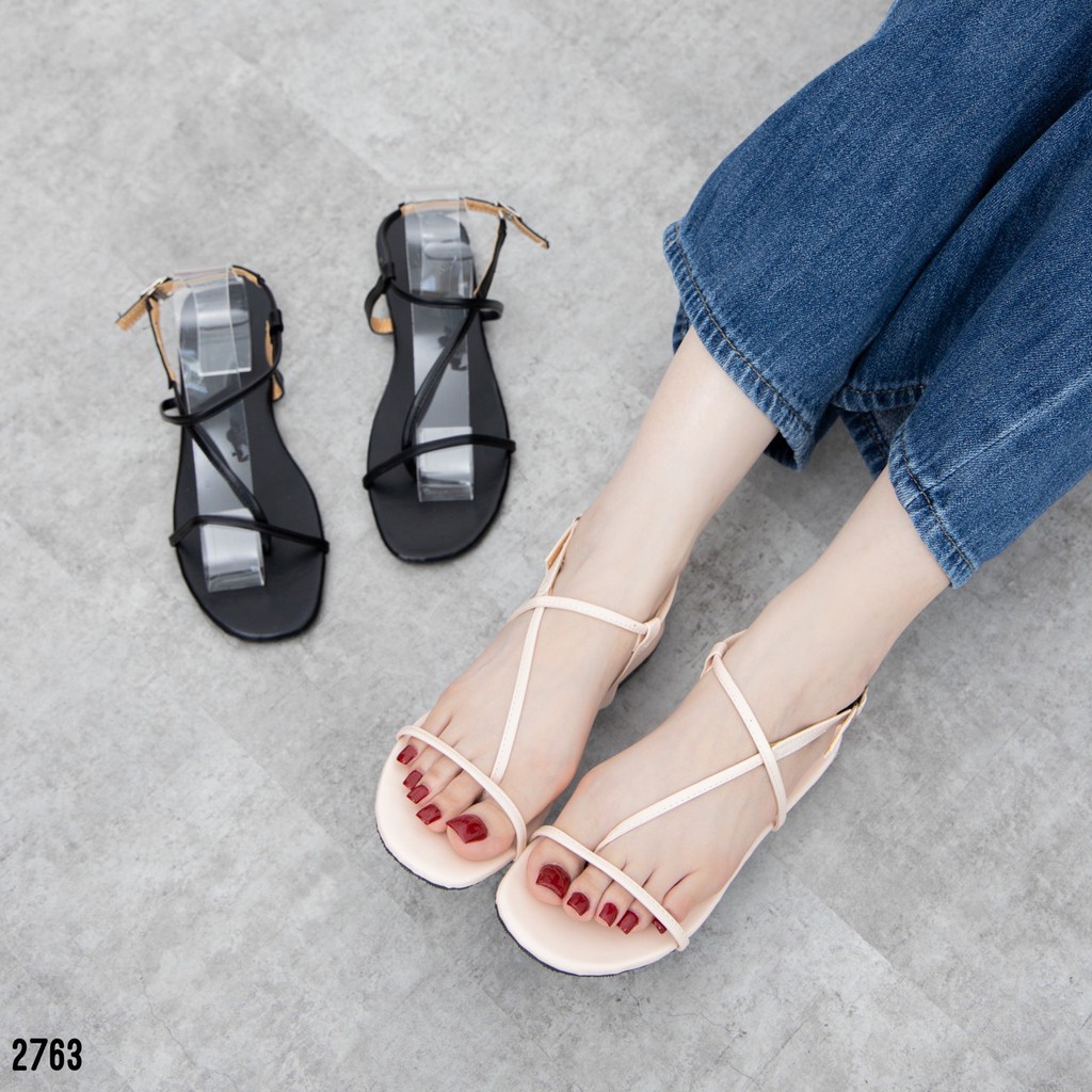 Giày Sandal Nữ MWC Đế Bệt Quai Mảnh Xỏ Ngón Nữ Tính Màu Kem Đen NUSD- 2763