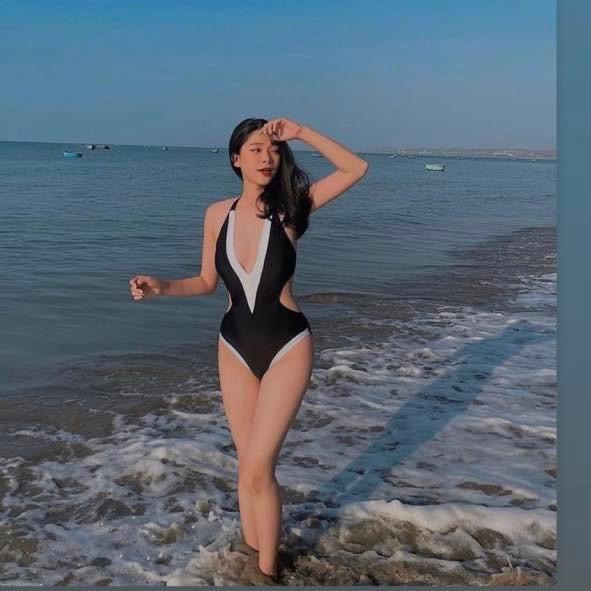 Đồ bơi Bikini 1 mảnh cut out đen viền trắng sang chảnh