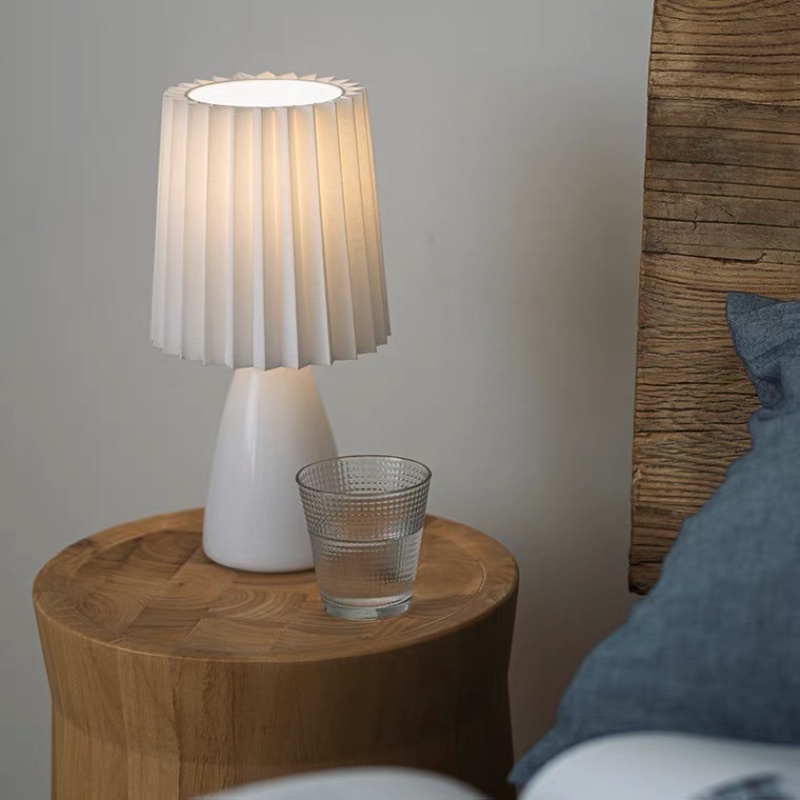 Đèn Ngủ Để Bàn Xếp Ly Decor Phong Cách Bắc Âu Dáng Mới