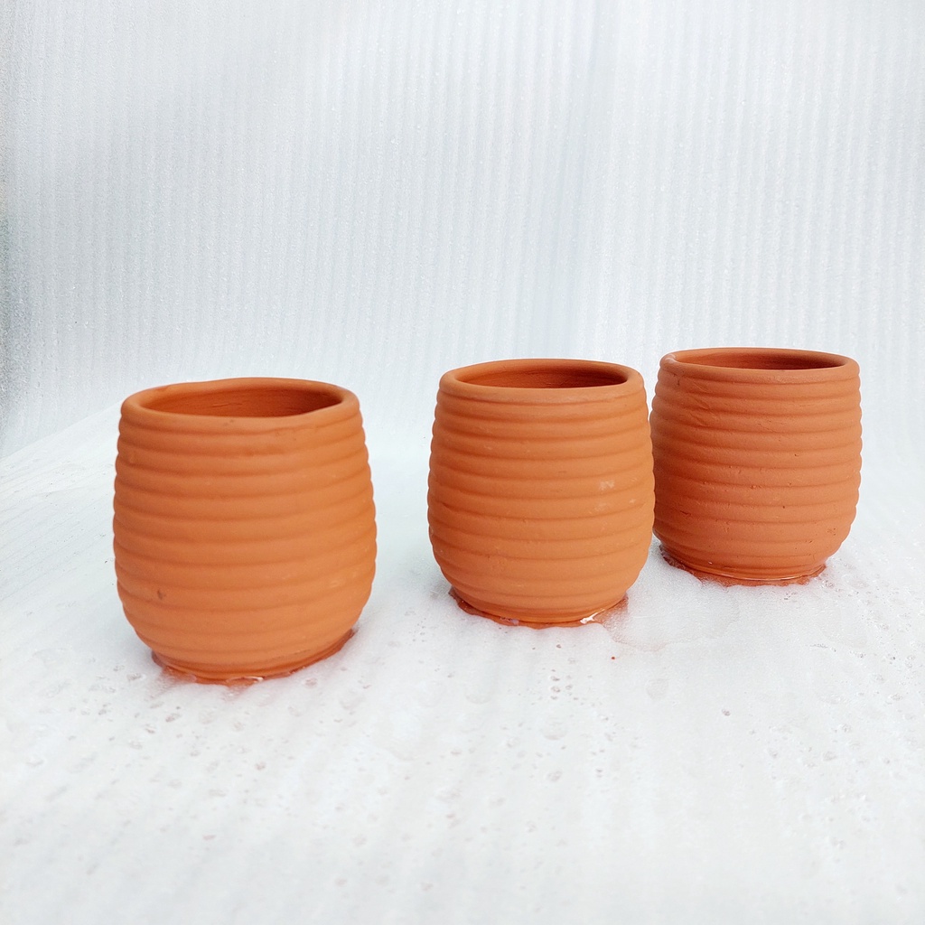 Chậu đất nung, Chậu sen đá - Sọc ngang nhỏ, miệng chậu 7.5cm, chiều cao 9cm