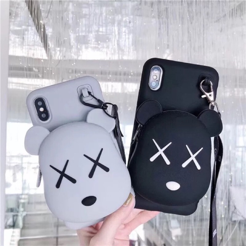 Ốp iPhone Xr/XsMax Silicon Dẻo Có Ví Hình Gấu Kaws Đựng Phụ Kiện Kèm Dây Đeo