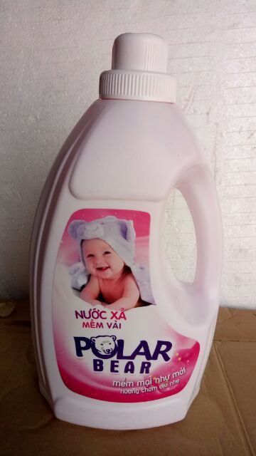 Nước xả vải Polar Bear 1,94L