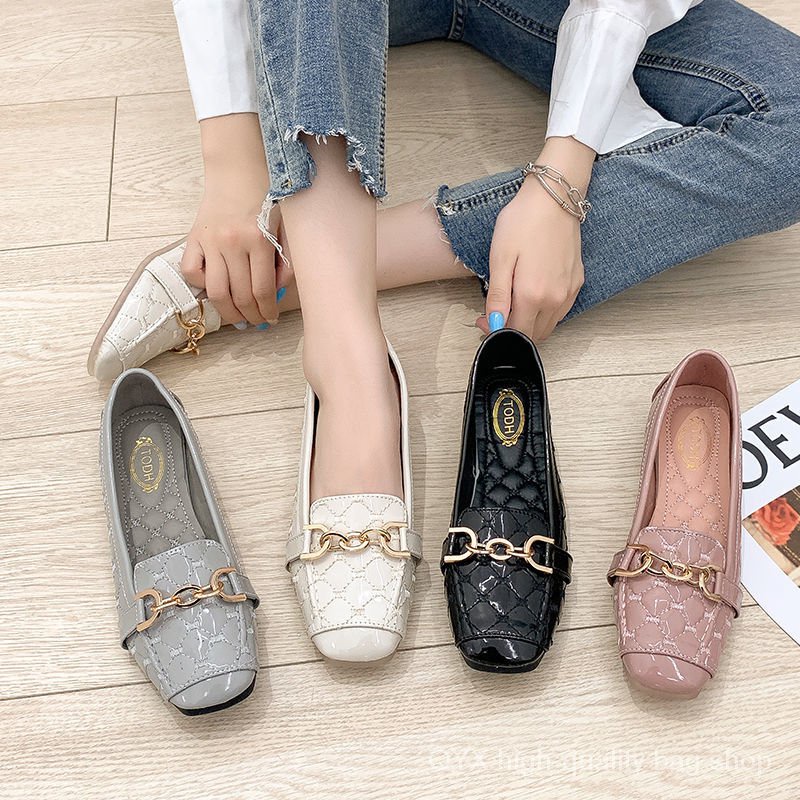 Giày búp bê đế mềm phối dây xích kim loại phong cách Anh Quốc thời trang dành cho nữ