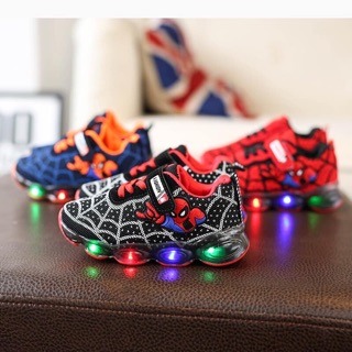Giày superman cho bé trai