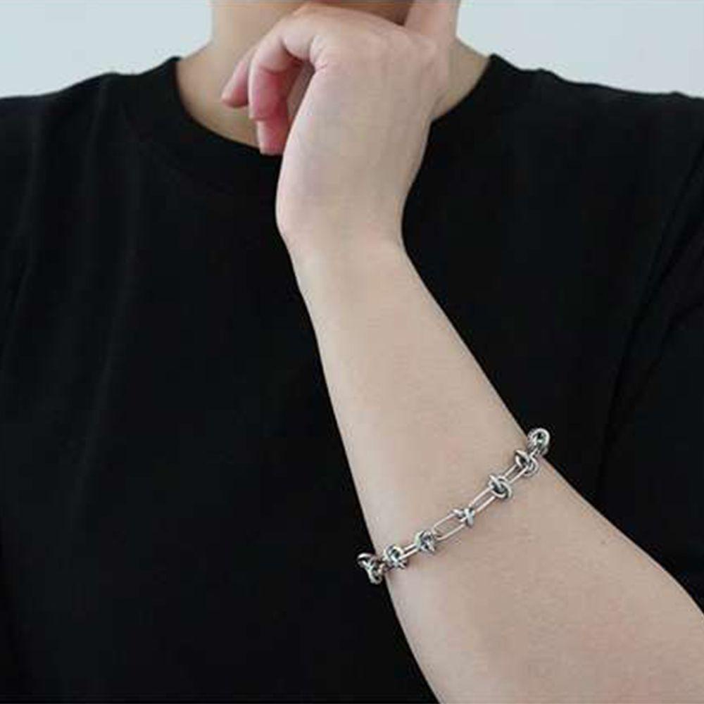 Vòng Đeo Tay Thắt Nút Mạ Điện Chống Rỉ Sét Độc Đáo Thời Trang Cho Nữ