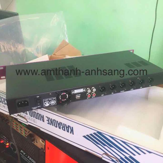 Vang số chống hú x8 x6 thiết bị karaoke chống hú micro vang so