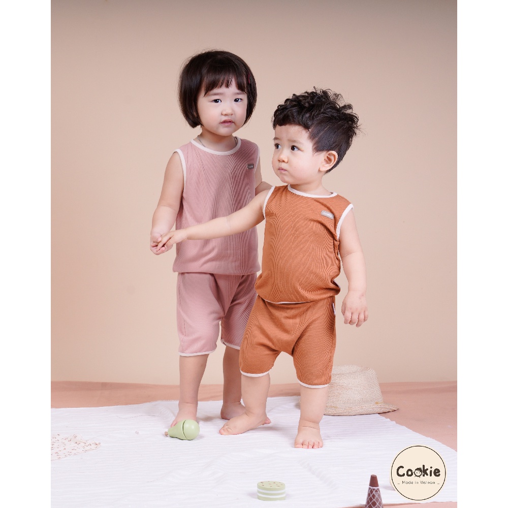 Bộ quần áo ba lỗ Hrnee Cookie phối viền cho bé từ 6 tháng đến 4 tuổi
