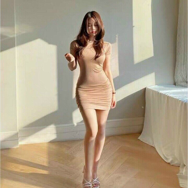 Đầm body borip cổ tròn ngắn tay