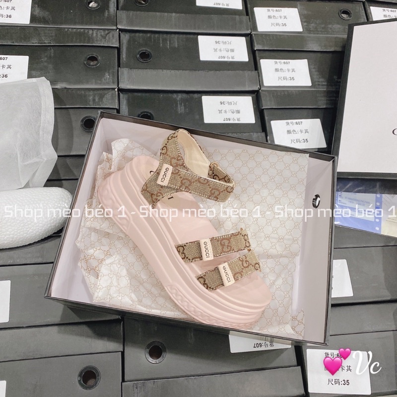 Sandal gc quai dán ngang hoạ tiết đế hồng cao fullbx