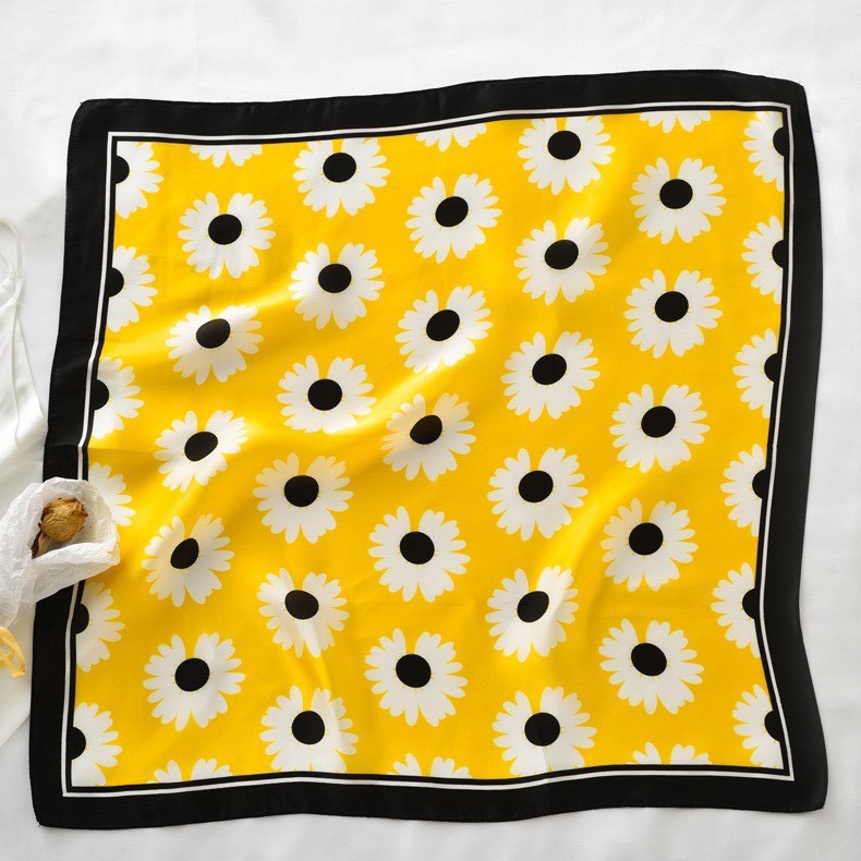 Khăn Bandana khổ vuông to 70x70cm làm áo yếm, quàng đầu, tạo kiểu - Khăn vuông lụa cao cấp