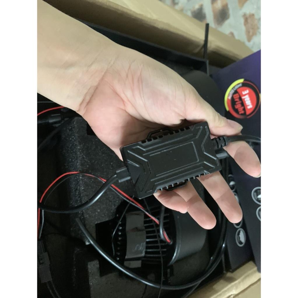 Bộ 2 bi led gầm Projector 3 inch chân Toyota và phổ thông màu ánh sáng 3000K và 6000K siêu sáng phá sương