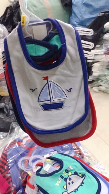 Yếm dán Cater cho bé