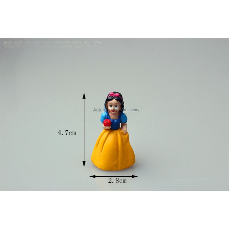 Chậu Hoa Trang Trí Bể Cá Hình Bạch Tuyết Và Bảy Chú Lùn Vi Mô