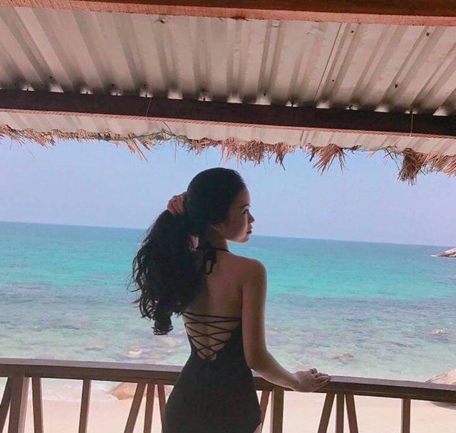 Bikini Đồ Bơi 1 Mảnh Liền Gọng Viền Trắng GK0122 (Ảnh Thật) | BigBuy360 - bigbuy360.vn