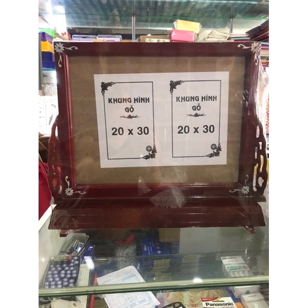 Khung hình thờ đôi