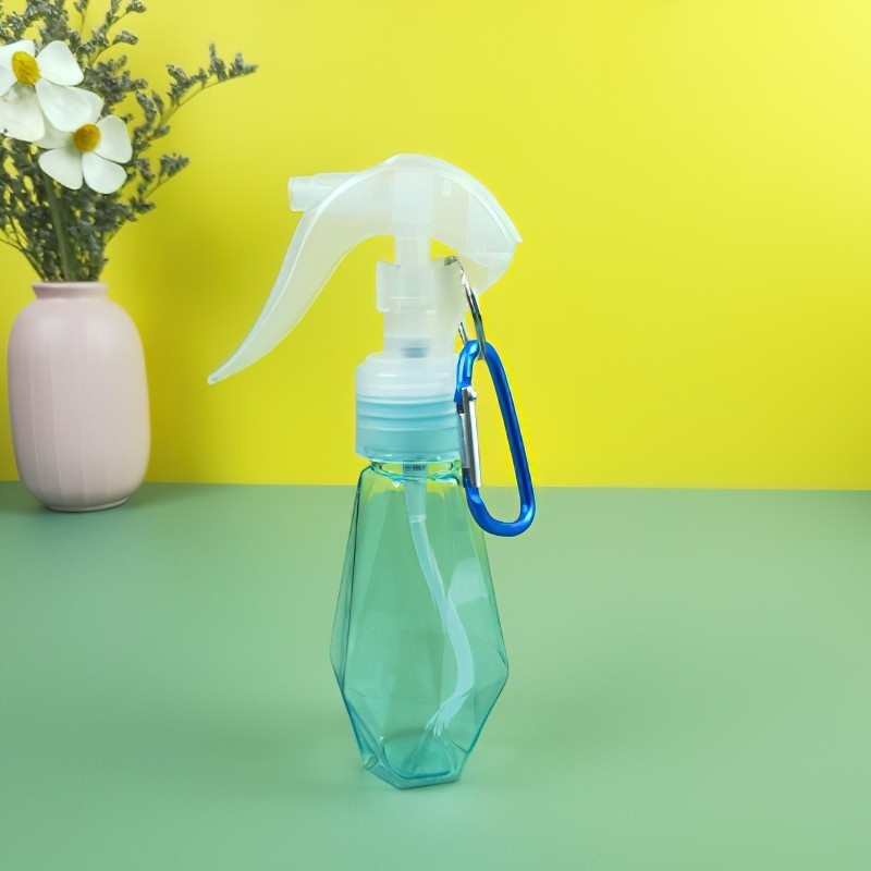 1 Bình Xịt Rỗng 60ML Hình Kim Cương Màu Sắc Ngẫu Nhiên