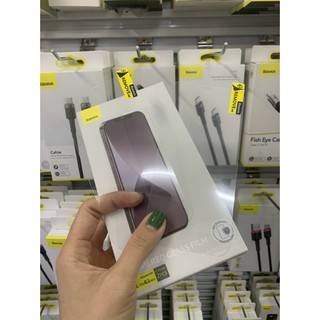 Bộ dán combo 2 miếng dán cường lực trong kèm công cụ hỗ trợ hãng Baseus cho IPhone 12
