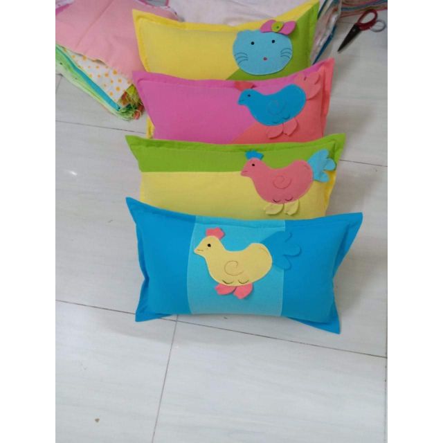 gối nằm cho bé..