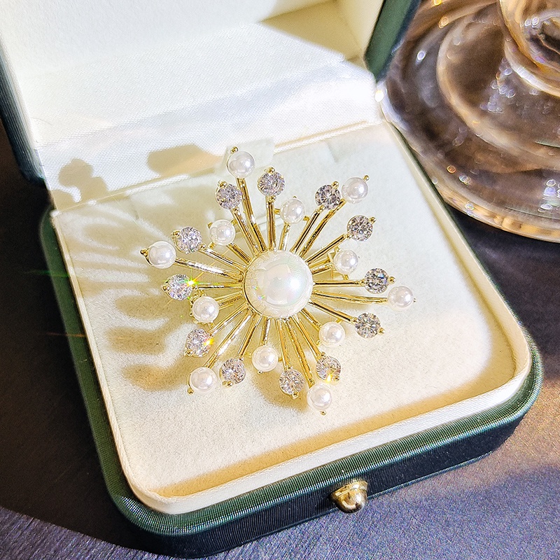 Ghim Cài Áo Hình Hoa Ngọc Trai / Đá Zircon / Lập Trình Thời Trang Hàn Quốc Cho Nữ