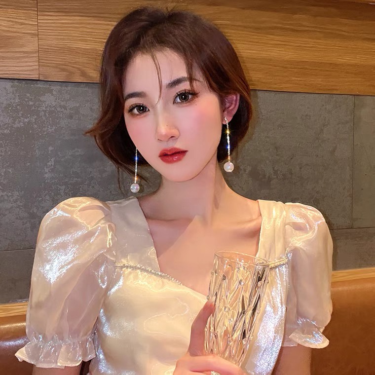 Bông Tai Dài Đính Ngọc Trai Sang Trọng Cho Nữ