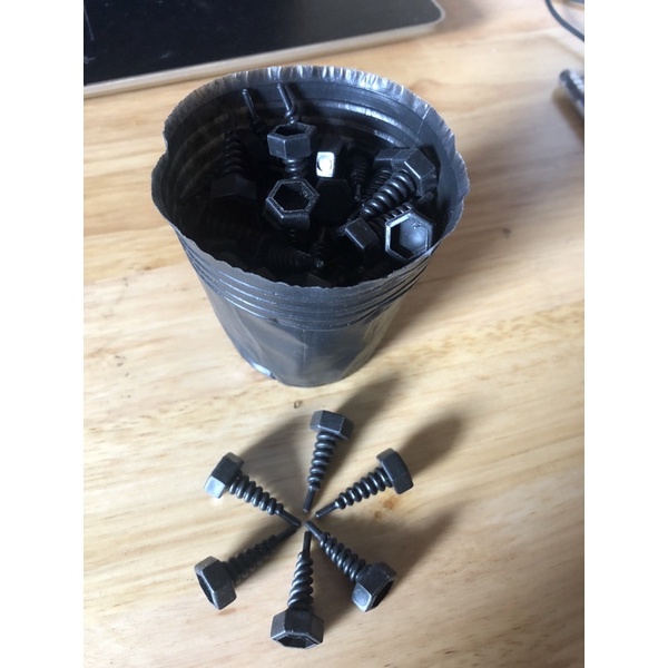 100 vít nối liền bầu quây v6