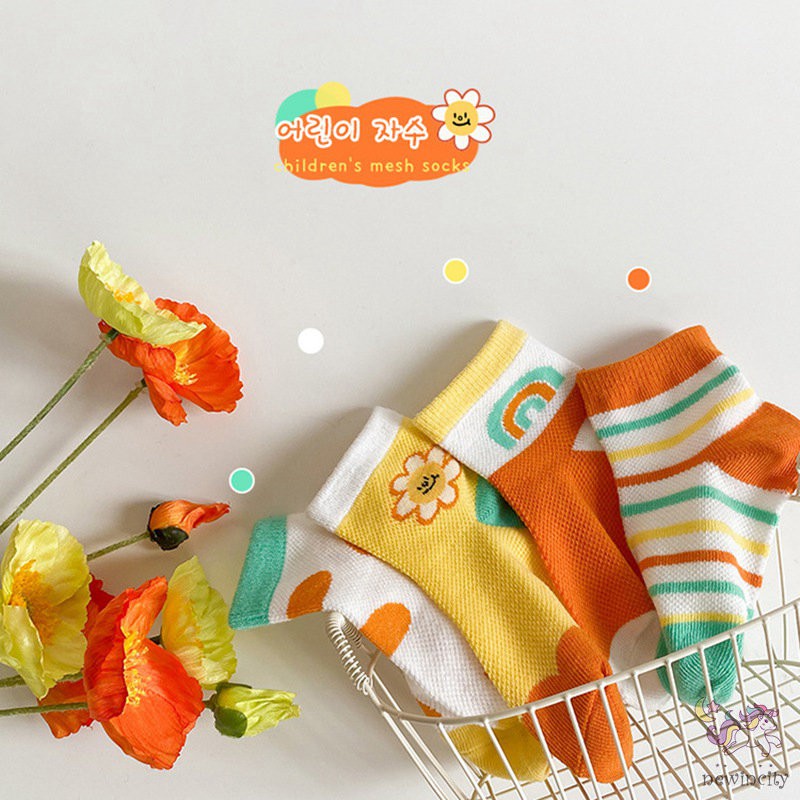 Set 4 đôi vớ cotton họa tiết hoạt hình phong cách Hàn Quốc cho bé