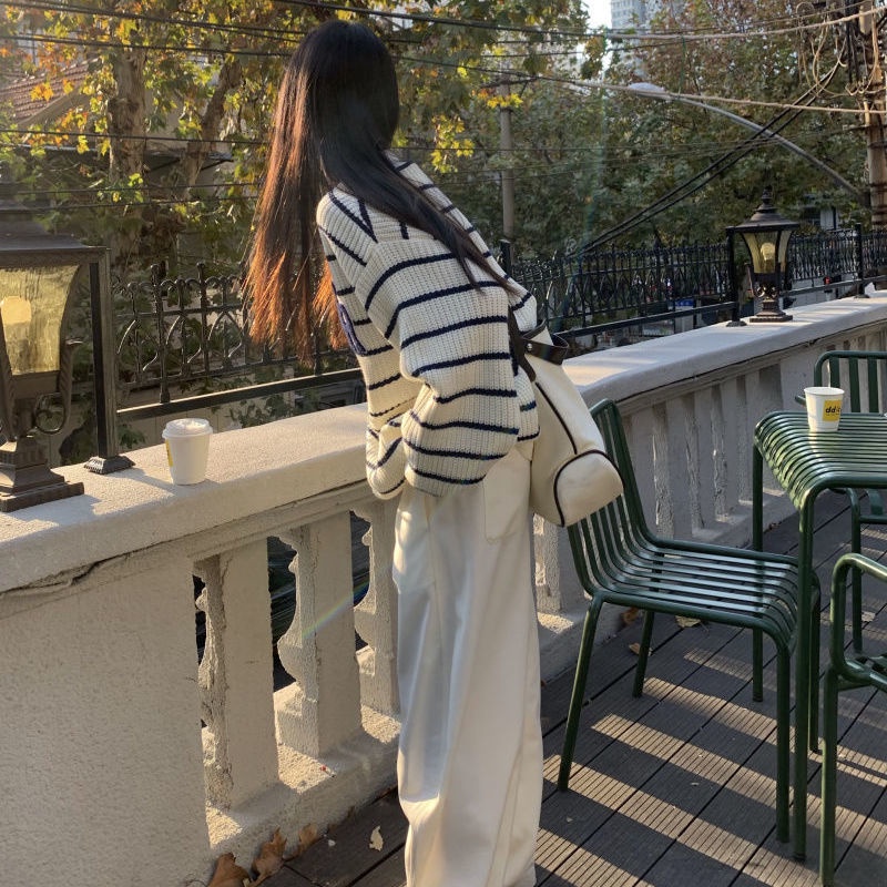 ♛Áo Len Lười Dáng Rộng Họa Tiết Kẻ Sọc Màu Tương Phản Thời Trang Thu Đông Phong Cách Mới Cho Nữ