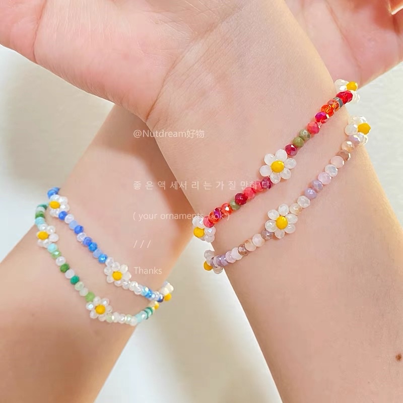 Vòng tay hạt cườm hoa cúc