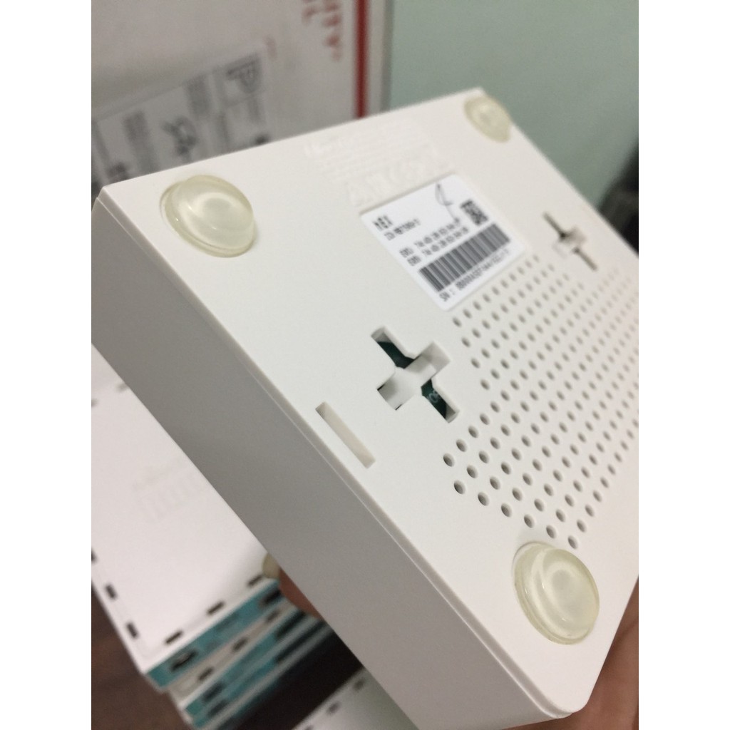 Router cân bằng tải Mikrotik 750Gr3 - Chính Hãng