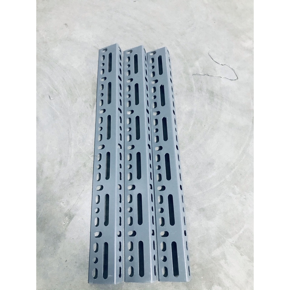 Thanh Sắt V Lỗ V3x5cm - Dài 60cm lắp khung kệ v lỗ, kệ trồng rau