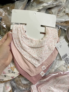 Yếm HM auth
