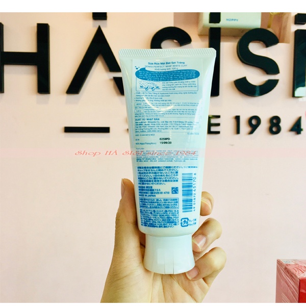 SỮA RỬA MẶT TRẮNG DA SENKA Perfect White Clay 120g