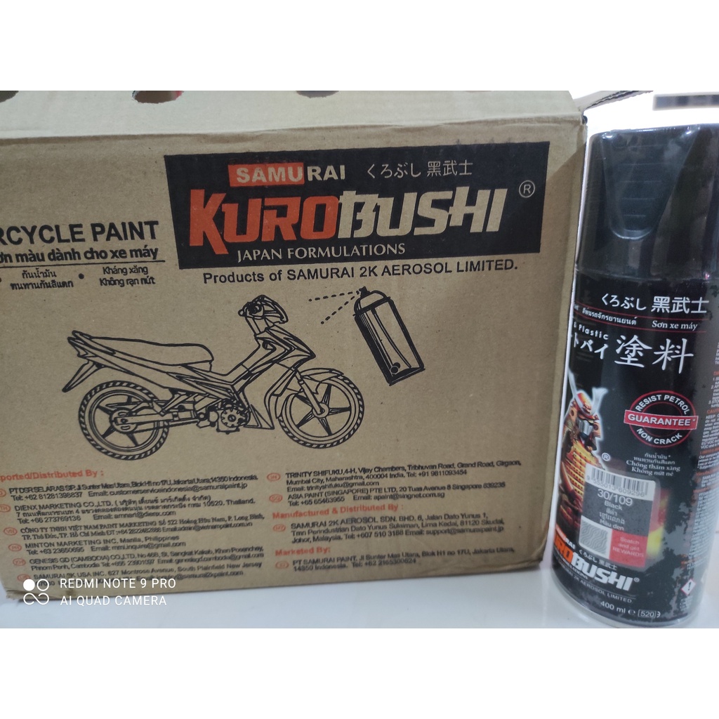 Chai sơn Samurai màu đen bóng 30/109 Black 400ml, sơn xịt xe máy ô tô và mọi chất liệu tiện dụng