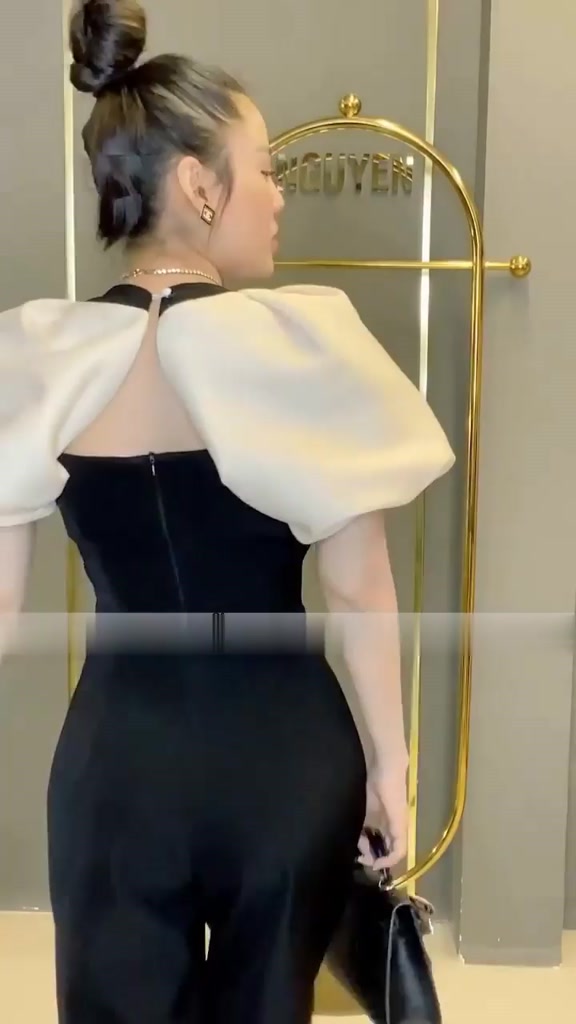 Jumpsuit Dài 💝FREESHIP💝 Jum dài ống suông cổ vuông phối 2 nút dây cài cúc ngọc sau lưng xinh xắn J888 | BigBuy360 - bigbuy360.vn