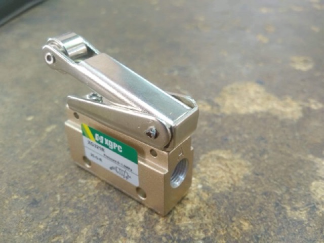 Công tắt hành trình hơi bánh xe 2 lỗ | BigBuy360 - bigbuy360.vn